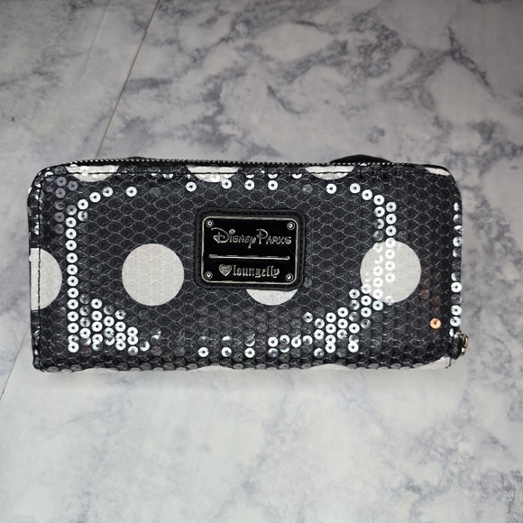 Loungefly Disney Minnie Mouse Mini Backpack and Wallet Bundle Black White Red - Picture 13 of 16